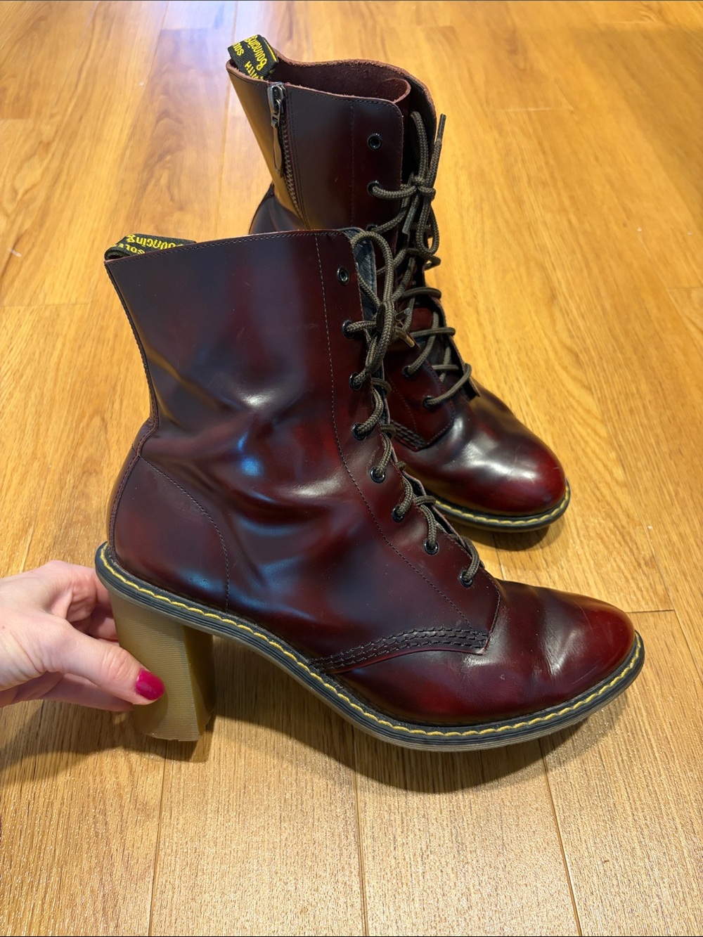 Dr. Martens Sadie Heeled Lace Up Boots Burgundy Leather | Size Women’s 11